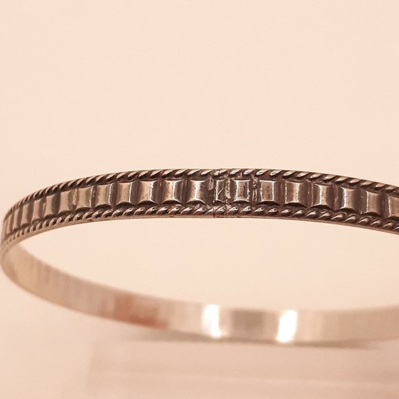 Sterling Silver Textured Bangle Bracelet with Rope Pattern Trim - Picture 5 of 6